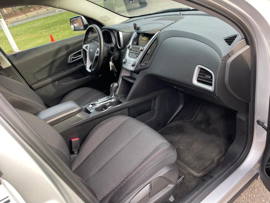 2017 Chevrolet Equinox FWD 4dr LT w/1LT, available for sale in South Windsor, Connecticut | Mike And Tony Auto Sales, Inc. South Windsor, Connecticut 2017 Chevrolet Equinox FWD 4dr LT w/1LT, available for sale in South Windsor, Connecticut | Mike And Tony Auto Sales, Inc. South Windsor, Connecticut