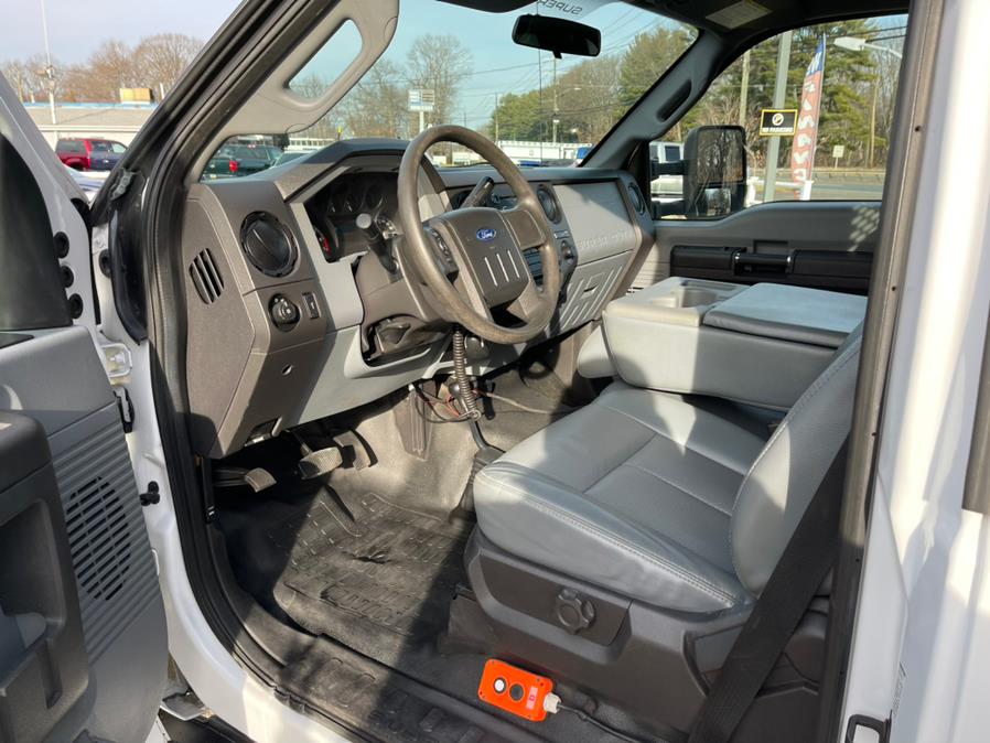 Used Ford Super Duty F-350 DRW 4WD Reg Cab 141" WB 60" CA XL 2016 | Mike And Tony Auto Sales, Inc. South Windsor, Connecticut Used Ford Super Duty F-350 DRW 4WD Reg Cab 141" WB 60" CA XL 2016 | Mike And Tony Auto Sales, Inc. South Windsor, Connecticut