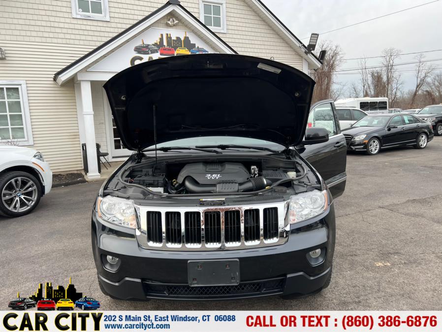 2012 Jeep Grand Cherokee 4WD 4dr Laredo, available for sale in East Windsor, Connecticut | Car City LLC. East Windsor, Connecticut 2012 Jeep Grand Cherokee 4WD 4dr Laredo, available for sale in East Windsor, Connecticut | Car City LLC. East Windsor, Connecticut