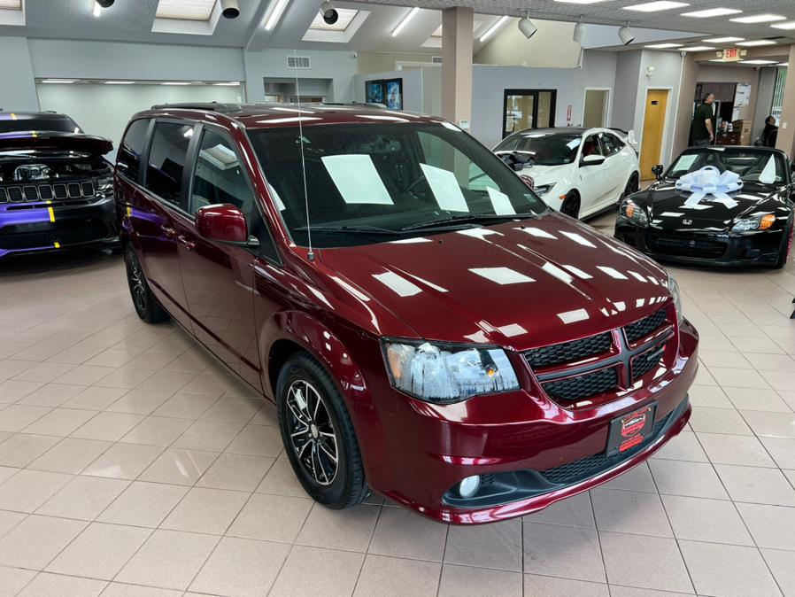 Used Dodge Grand Caravan GT Wagon 2018 | Power Motors East. Massapequa Park, New York Used Dodge Grand Caravan GT Wagon 2018 | Power Motors East. Massapequa Park, New York