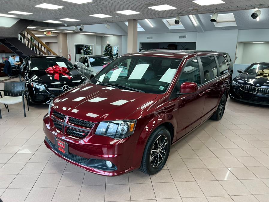 Used Dodge Grand Caravan GT Wagon 2018 | Power Motors East. Massapequa Park, New York Used Dodge Grand Caravan GT Wagon 2018 | Power Motors East. Massapequa Park, New York