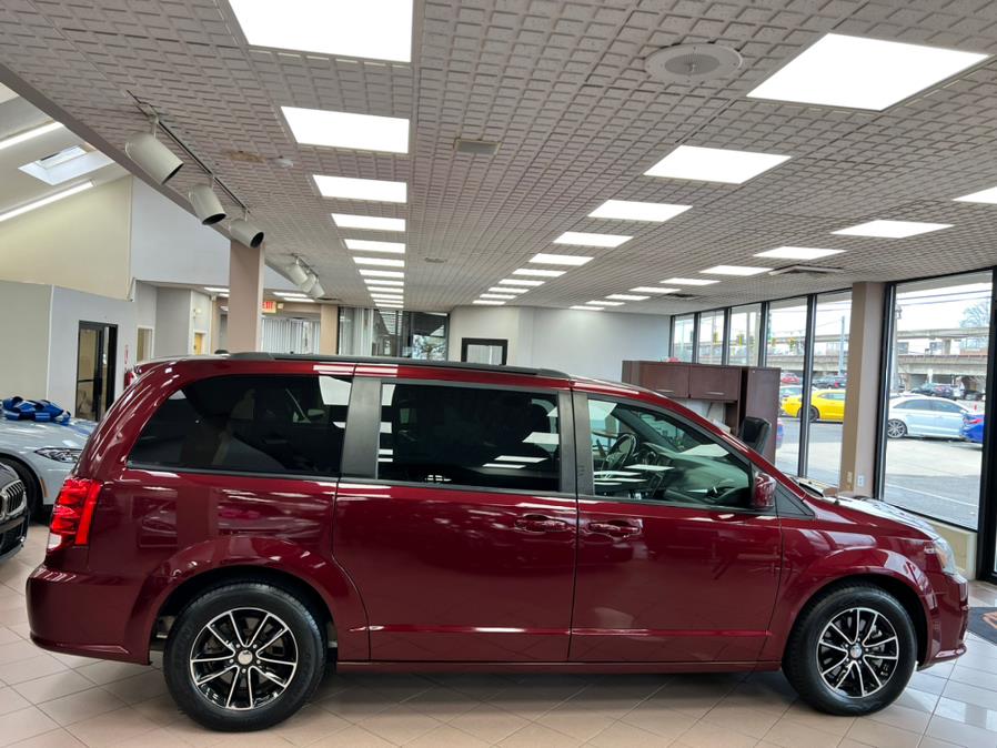 Used Dodge Grand Caravan GT Wagon 2018 | Power Motors East. Massapequa Park, New York Used Dodge Grand Caravan GT Wagon 2018 | Power Motors East. Massapequa Park, New York