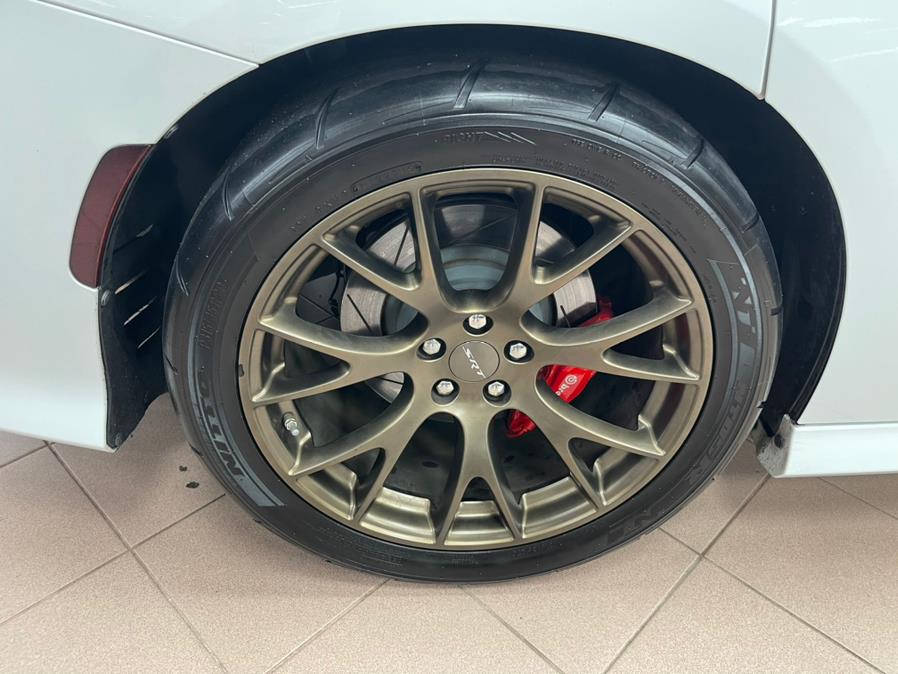 Used Dodge Charger 4dr Sdn SRT Hellcat RWD 2015 | Power Motors East. Massapequa Park, New York Used Dodge Charger 4dr Sdn SRT Hellcat RWD 2015 | Power Motors East. Massapequa Park, New York