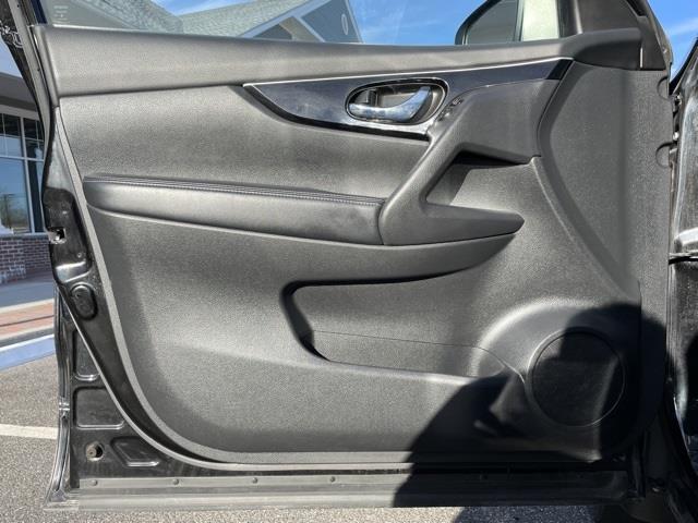 Used Nissan Rogue Sport SL 2018 | Blasius Federal Road. Brookfield, Connecticut Used Nissan Rogue Sport SL 2018 | Blasius Federal Road. Brookfield, Connecticut