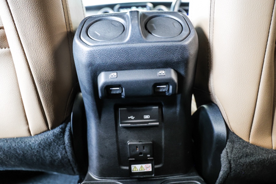 Used Jeep Gladiator Overland 4x4 2020 | 26 Motors Long Island. ELMONT, New York Used Jeep Gladiator Overland 4x4 2020 | 26 Motors Long Island. ELMONT, New York