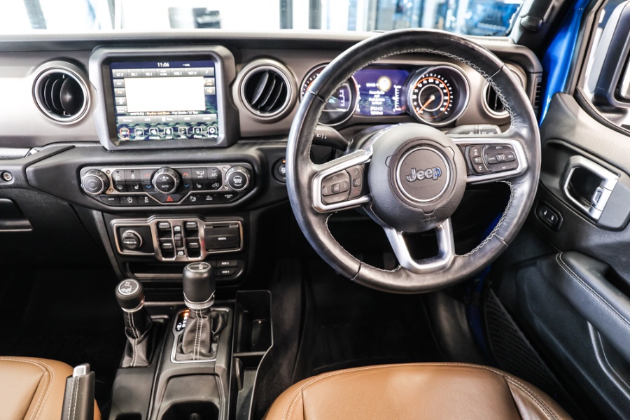 Used Jeep Gladiator Overland 4x4 2020 | 26 Motors Long Island. ELMONT, New York Used Jeep Gladiator Overland 4x4 2020 | 26 Motors Long Island. ELMONT, New York