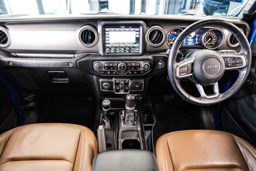 Used Jeep Gladiator Overland 4x4 2020 | 26 Motors Long Island. ELMONT, New York Used Jeep Gladiator Overland 4x4 2020 | 26 Motors Long Island. ELMONT, New York
