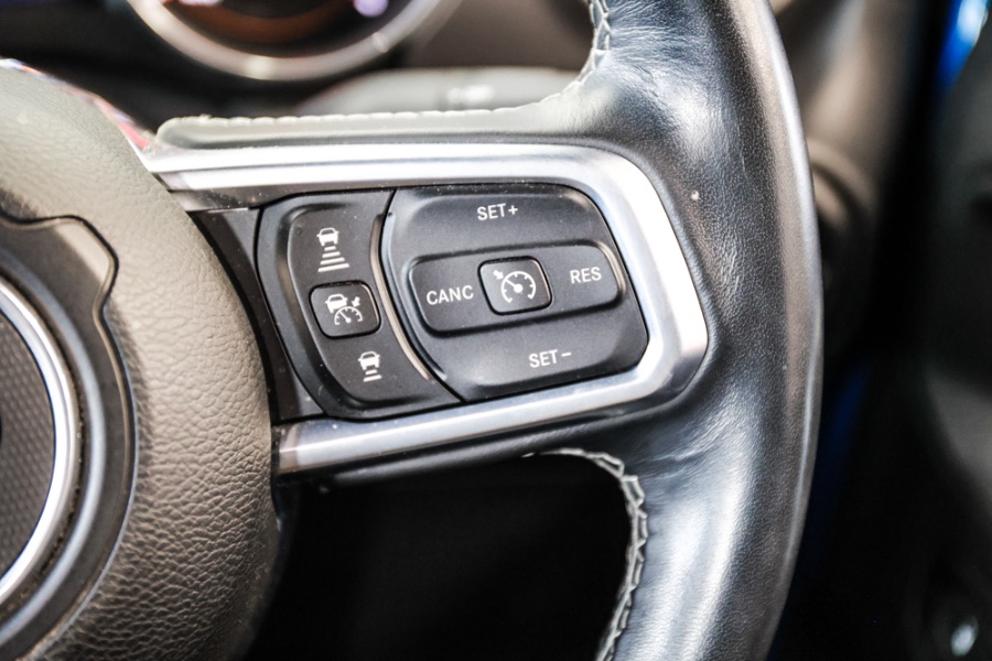 Used Jeep Gladiator Overland 4x4 2020 | 26 Motors Long Island. ELMONT, New York Used Jeep Gladiator Overland 4x4 2020 | 26 Motors Long Island. ELMONT, New York