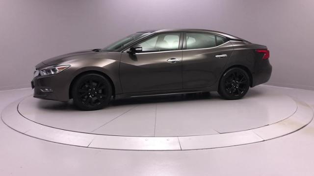 2016 Nissan Maxima 4dr Sdn 3.5 Platinum, available for sale in Naugatuck, Connecticut | J&M Automotive Sls&Svc LLC. Naugatuck, Connecticut 2016 Nissan Maxima 4dr Sdn 3.5 Platinum, available for sale in Naugatuck, Connecticut | J&M Automotive Sls&Svc LLC. Naugatuck, Connecticut