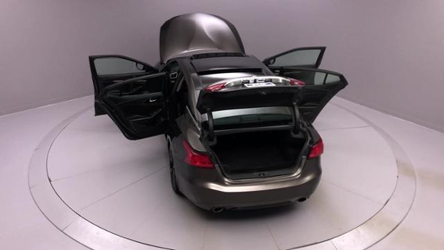 2016 Nissan Maxima 4dr Sdn 3.5 Platinum, available for sale in Naugatuck, Connecticut | J&M Automotive Sls&Svc LLC. Naugatuck, Connecticut 2016 Nissan Maxima 4dr Sdn 3.5 Platinum, available for sale in Naugatuck, Connecticut | J&M Automotive Sls&Svc LLC. Naugatuck, Connecticut