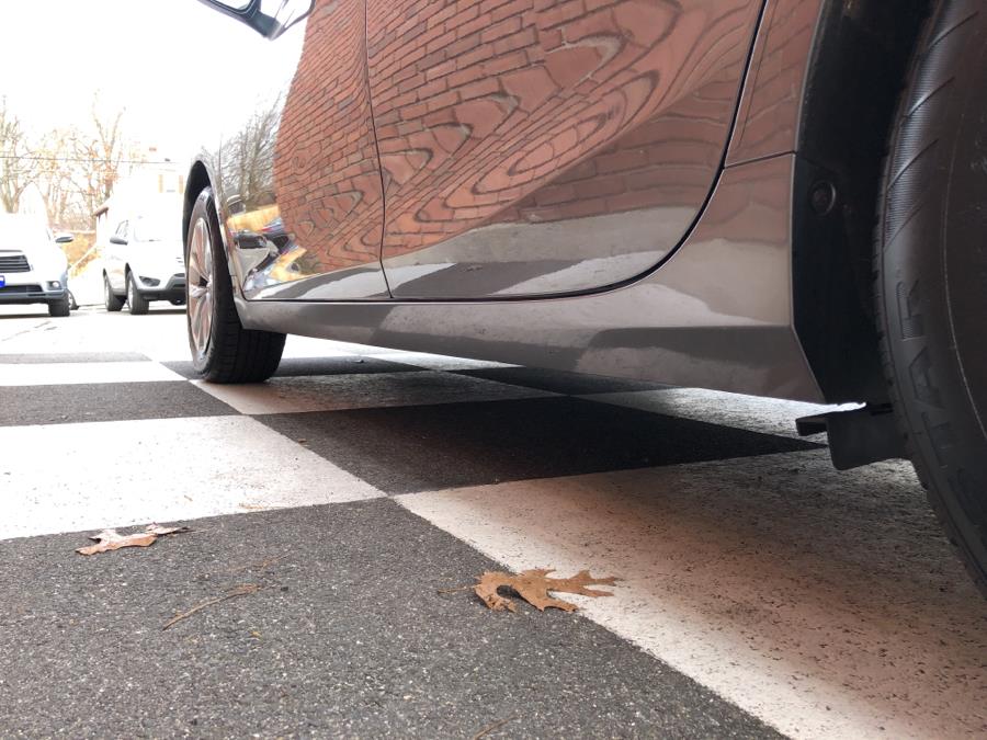 2016 Toyota Camry 4dr Sedan Auto LE, available for sale in Waterbury, Connecticut | National Auto Brokers, Inc.. Waterbury, Connecticut 2016 Toyota Camry 4dr Sedan Auto LE, available for sale in Waterbury, Connecticut | National Auto Brokers, Inc.. Waterbury, Connecticut
