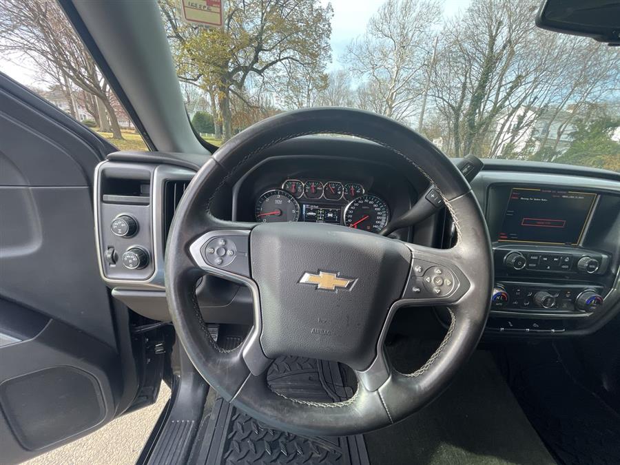 Used Chevrolet Silverado 1500 4WD Double Cab 143.5" LT w/2LT 2016 | Wiz Leasing Inc. Stratford, Connecticut Used Chevrolet Silverado 1500 4WD Double Cab 143.5" LT w/2LT 2016 | Wiz Leasing Inc. Stratford, Connecticut