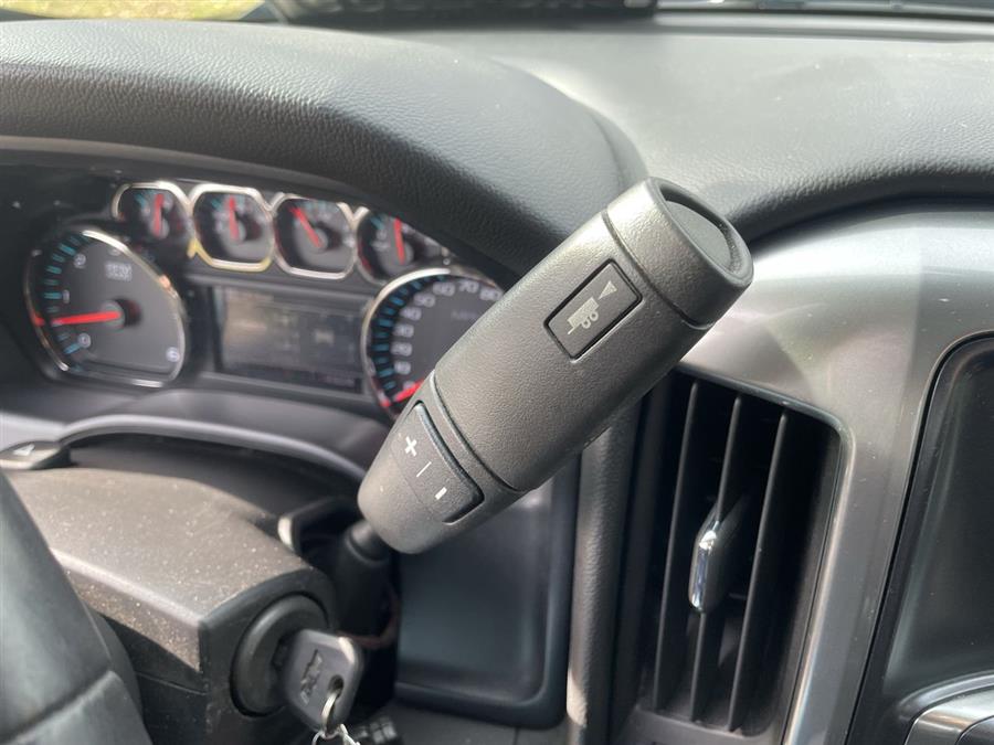 Used Chevrolet Silverado 1500 4WD Double Cab 143.5" LT w/2LT 2016 | Wiz Leasing Inc. Stratford, Connecticut Used Chevrolet Silverado 1500 4WD Double Cab 143.5" LT w/2LT 2016 | Wiz Leasing Inc. Stratford, Connecticut