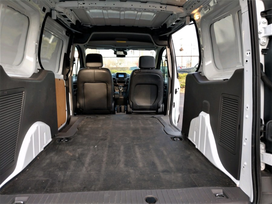 2020 Ford EXT TRANSIT CONNECT CARGO XL LWB w/Rear Symmetrical Doors, available for sale in COPIAGUE, New York | Warwick Auto Sales Inc. COPIAGUE, New York 2020 Ford EXT TRANSIT CONNECT CARGO XL LWB w/Rear Symmetrical Doors, available for sale in COPIAGUE, New York | Warwick Auto Sales Inc. COPIAGUE, New York