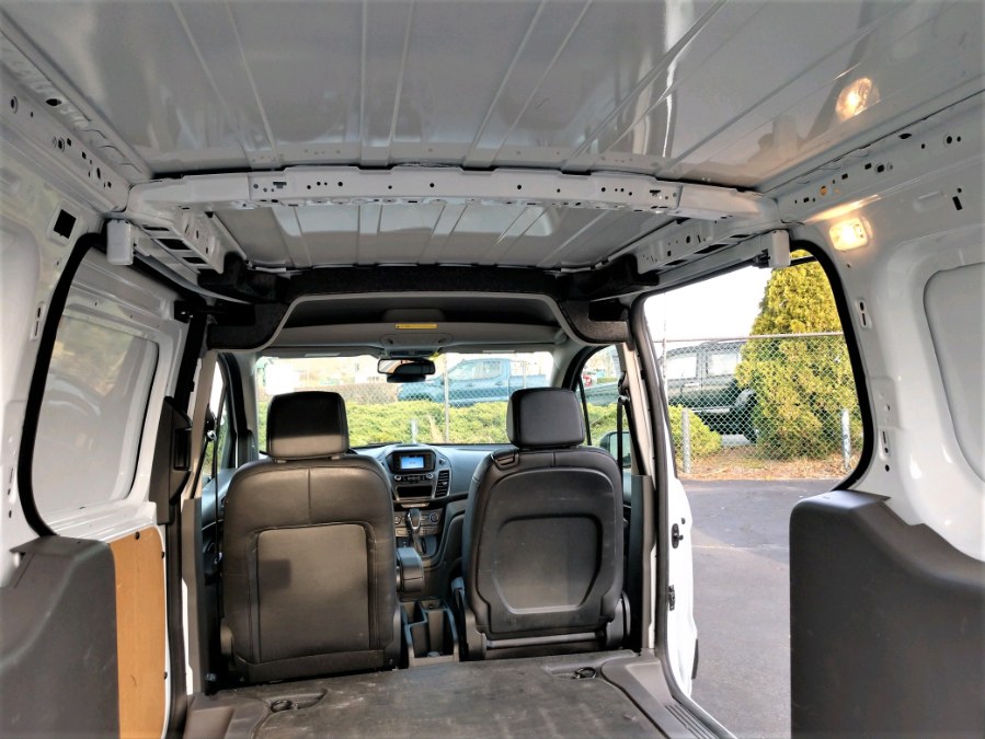 2020 Ford EXT TRANSIT CONNECT CARGO XL LWB w/Rear Symmetrical Doors, available for sale in COPIAGUE, New York | Warwick Auto Sales Inc. COPIAGUE, New York 2020 Ford EXT TRANSIT CONNECT CARGO XL LWB w/Rear Symmetrical Doors, available for sale in COPIAGUE, New York | Warwick Auto Sales Inc. COPIAGUE, New York