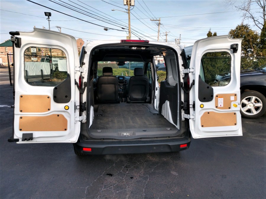 2020 Ford EXT TRANSIT CONNECT CARGO XL LWB w/Rear Symmetrical Doors, available for sale in COPIAGUE, New York | Warwick Auto Sales Inc. COPIAGUE, New York 2020 Ford EXT TRANSIT CONNECT CARGO XL LWB w/Rear Symmetrical Doors, available for sale in COPIAGUE, New York | Warwick Auto Sales Inc. COPIAGUE, New York
