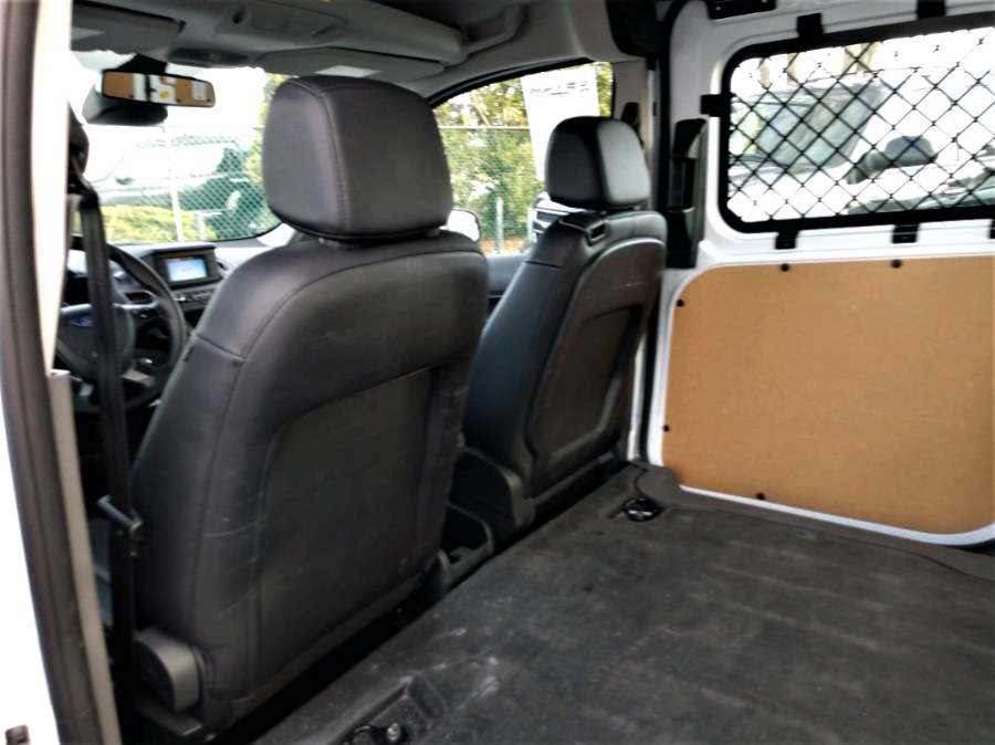 2020 Ford EXT TRANSIT CONNECT CARGO XL LWB w/Rear Symmetrical Doors, available for sale in COPIAGUE, New York | Warwick Auto Sales Inc. COPIAGUE, New York 2020 Ford EXT TRANSIT CONNECT CARGO XL LWB w/Rear Symmetrical Doors, available for sale in COPIAGUE, New York | Warwick Auto Sales Inc. COPIAGUE, New York