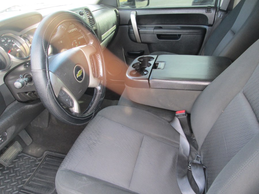 2013 Chevrolet Silverado 2500HD 4WD Crew Cab 153.7" LT, available for sale in Levittown, Pennsylvania | Levittown Auto. Levittown, Pennsylvania 2013 Chevrolet Silverado 2500HD 4WD Crew Cab 153.7" LT, available for sale in Levittown, Pennsylvania | Levittown Auto. Levittown, Pennsylvania