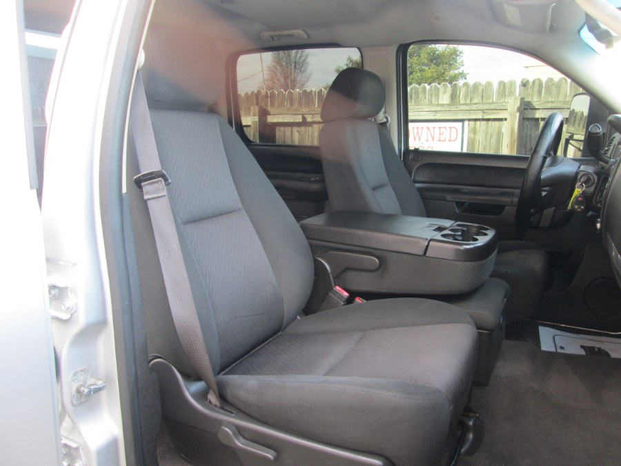 Used Chevrolet Silverado 2500HD 4WD Crew Cab 153.7" LT 2013 | Levittown Auto. Levittown, Pennsylvania