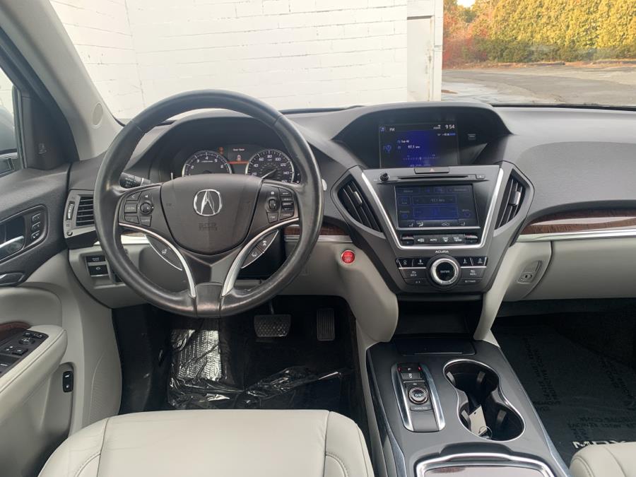 Used Acura MDX SH-AWD w/Technology Pkg 2017 | Dealertown Auto Wholesalers. Milford, Connecticut Used Acura MDX SH-AWD w/Technology Pkg 2017 | Dealertown Auto Wholesalers. Milford, Connecticut