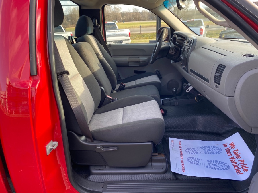 Used GMC Sierra 2500HD 4WD Reg Cab 133" Work Truck 2008 | Marsh Auto Sales LLC. Ortonville, Michigan Used GMC Sierra 2500HD 4WD Reg Cab 133" Work Truck 2008 | Marsh Auto Sales LLC. Ortonville, Michigan