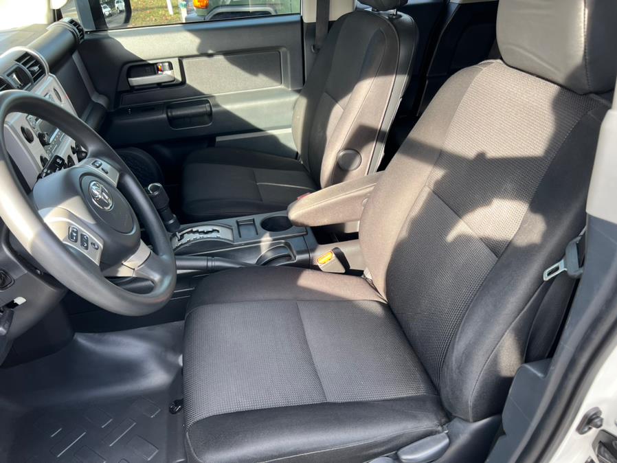 Used Toyota FJ Cruiser RWD 4dr Auto (Natl) 2014 | Mint Auto Sales. Islip, New York Used Toyota FJ Cruiser RWD 4dr Auto (Natl) 2014 | Mint Auto Sales. Islip, New York