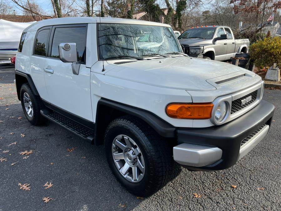 Used Toyota FJ Cruiser RWD 4dr Auto (Natl) 2014 | Mint Auto Sales. Islip, New York Used Toyota FJ Cruiser RWD 4dr Auto (Natl) 2014 | Mint Auto Sales. Islip, New York