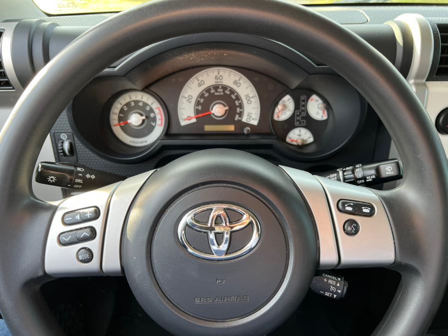 Used Toyota FJ Cruiser RWD 4dr Auto (Natl) 2014 | Mint Auto Sales. Islip, New York Used Toyota FJ Cruiser RWD 4dr Auto (Natl) 2014 | Mint Auto Sales. Islip, New York