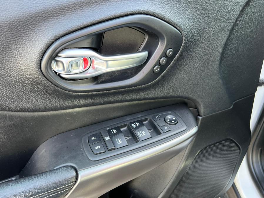 Used Jeep Cherokee Limited 4x4 2019 | Mint Auto Sales. Islip, New York Used Jeep Cherokee Limited 4x4 2019 | Mint Auto Sales. Islip, New York