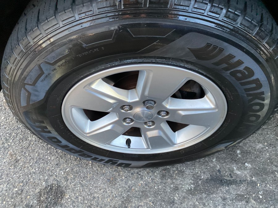 Used Jeep Liberty 4WD 4dr Sport Latitude 2012 | Middle Village Motors . Middle Village, New York Used Jeep Liberty 4WD 4dr Sport Latitude 2012 | Middle Village Motors . Middle Village, New York
