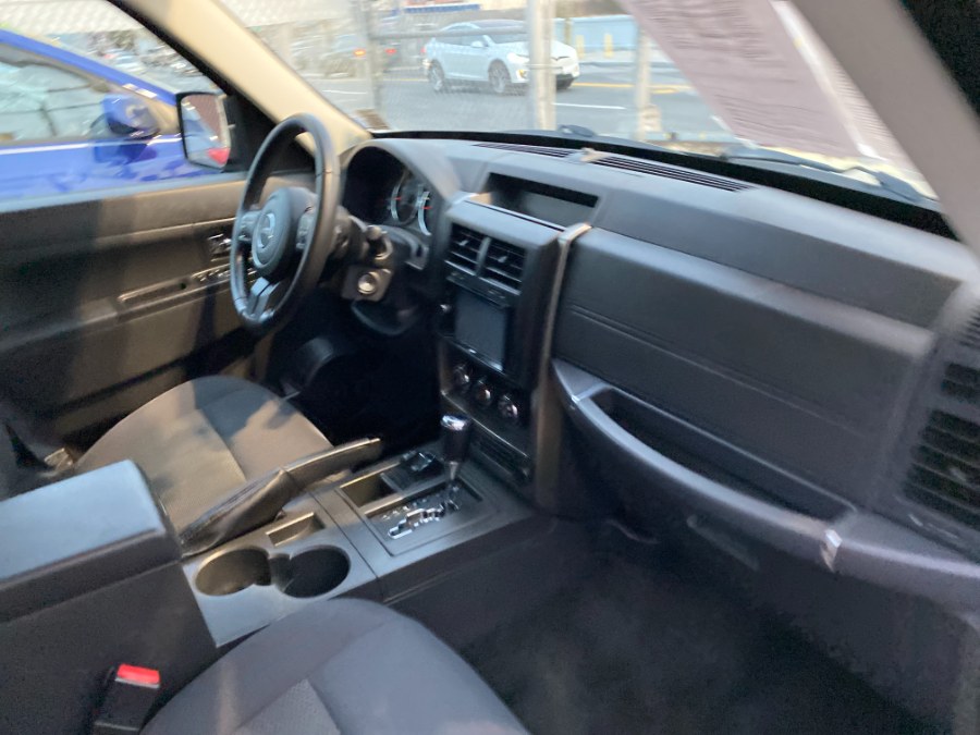 Used Jeep Liberty 4WD 4dr Sport Latitude 2012 | Middle Village Motors . Middle Village, New York Used Jeep Liberty 4WD 4dr Sport Latitude 2012 | Middle Village Motors . Middle Village, New York