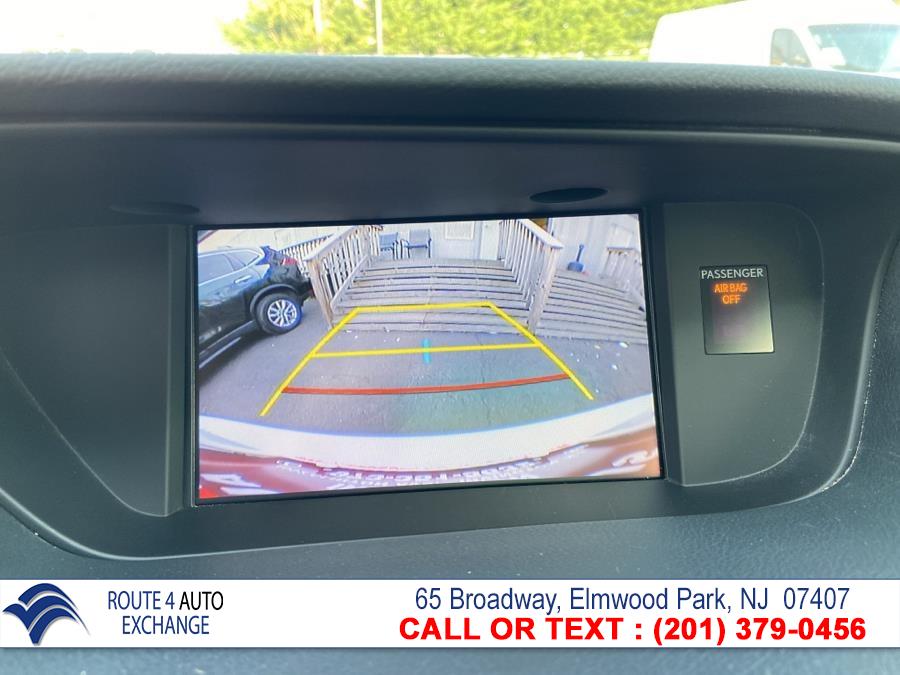 Used Lexus ES 350 4dr Sdn 2015 | Route 4 Auto Exchange. Elmwood Park, New Jersey Used Lexus ES 350 4dr Sdn 2015 | Route 4 Auto Exchange. Elmwood Park, New Jersey