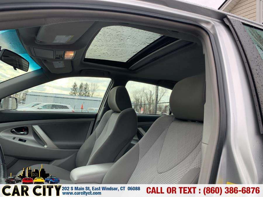 Used Toyota Camry 4dr Sdn I4 Auto SE (Natl) 2011 | Car City LLC. East Windsor, Connecticut Used Toyota Camry 4dr Sdn I4 Auto SE (Natl) 2011 | Car City LLC. East Windsor, Connecticut