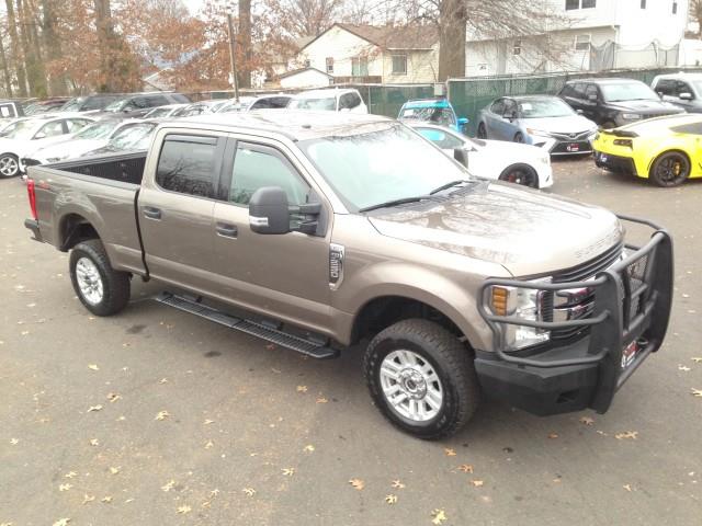 Used Ford F-250 Srw Super Duty XLT 4WD w/ rearCam 2019 | Car Revolution. Maple Shade, New Jersey Used Ford F-250 Srw Super Duty XLT 4WD w/ rearCam 2019 | Car Revolution. Maple Shade, New Jersey