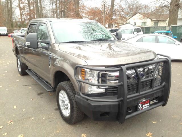 Used Ford F-250 Srw Super Duty XLT 4WD w/ rearCam 2019 | Car Revolution. Maple Shade, New Jersey Used Ford F-250 Srw Super Duty XLT 4WD w/ rearCam 2019 | Car Revolution. Maple Shade, New Jersey