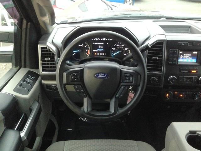 Used Ford F-250 Srw Super Duty XLT 4WD w/ rearCam 2019 | Car Revolution. Maple Shade, New Jersey Used Ford F-250 Srw Super Duty XLT 4WD w/ rearCam 2019 | Car Revolution. Maple Shade, New Jersey