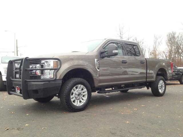 Used Ford F-250 Srw Super Duty XLT 4WD w/ rearCam 2019 | Car Revolution. Maple Shade, New Jersey Used Ford F-250 Srw Super Duty XLT 4WD w/ rearCam 2019 | Car Revolution. Maple Shade, New Jersey