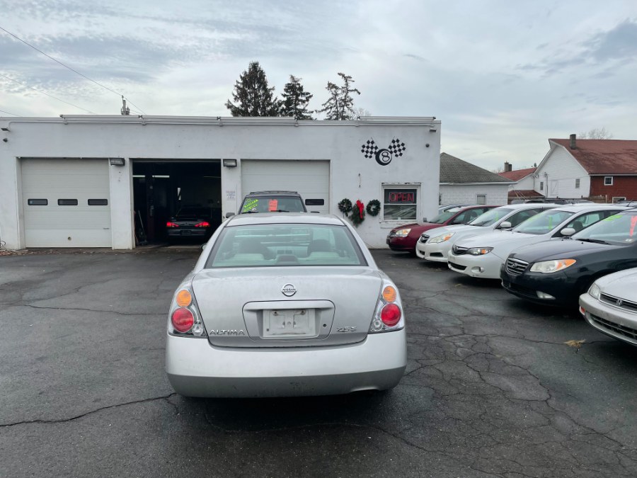 Used Nissan Altima 4dr Sdn S Auto 2003 | CT Car Co LLC. East Windsor, Connecticut