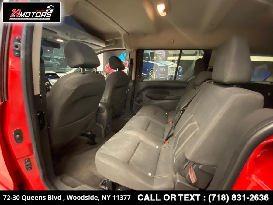 Used Ford Transit Connect Wagon XLT LWB w/Rear Liftgate 2017 | 26 Motors Queens. Woodside, New York Used Ford Transit Connect Wagon XLT LWB w/Rear Liftgate 2017 | 26 Motors Queens. Woodside, New York