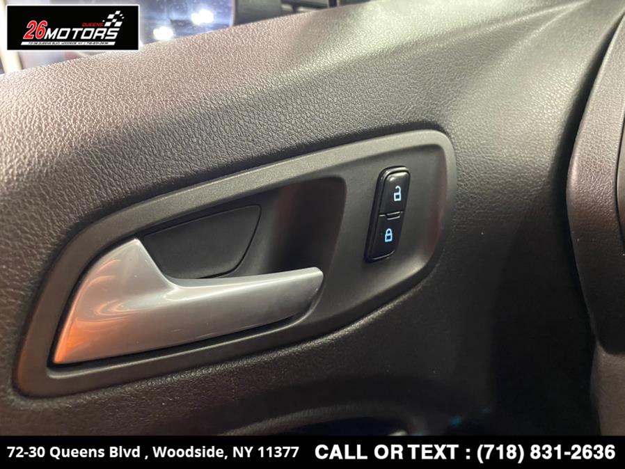Used Ford Transit Connect Wagon XLT LWB w/Rear Liftgate 2017 | 26 Motors Queens. Woodside, New York Used Ford Transit Connect Wagon XLT LWB w/Rear Liftgate 2017 | 26 Motors Queens. Woodside, New York