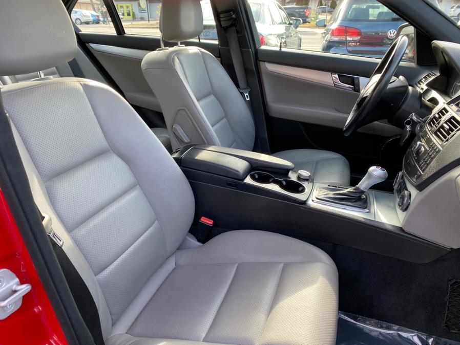 Used Mercedes-Benz C-Class 4dr Sdn 3.0L Luxury 4MATIC 2008 | Lava Motors 2 Inc. Canton, Connecticut Used Mercedes-Benz C-Class 4dr Sdn 3.0L Luxury 4MATIC 2008 | Lava Motors 2 Inc. Canton, Connecticut