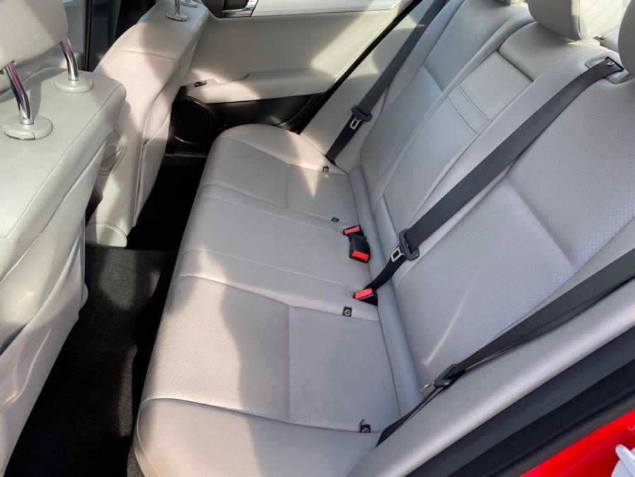 Used Mercedes-Benz C-Class 4dr Sdn 3.0L Luxury 4MATIC 2008 | Lava Motors 2 Inc. Canton, Connecticut Used Mercedes-Benz C-Class 4dr Sdn 3.0L Luxury 4MATIC 2008 | Lava Motors 2 Inc. Canton, Connecticut