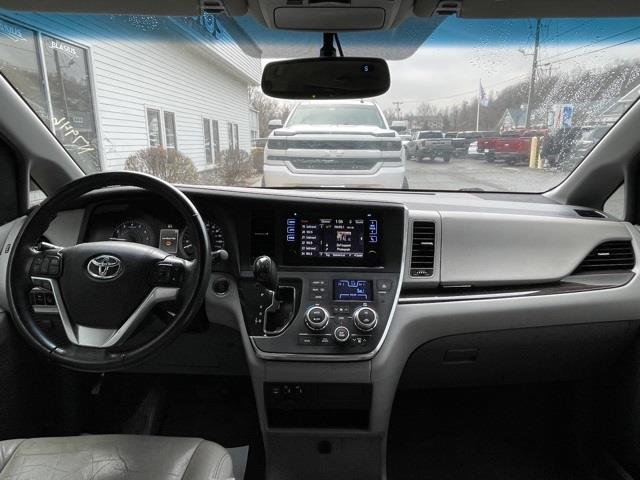 Used Toyota Sienna XLE 2016 | Blasius Federal Road. Brookfield, Connecticut Used Toyota Sienna XLE 2016 | Blasius Federal Road. Brookfield, Connecticut