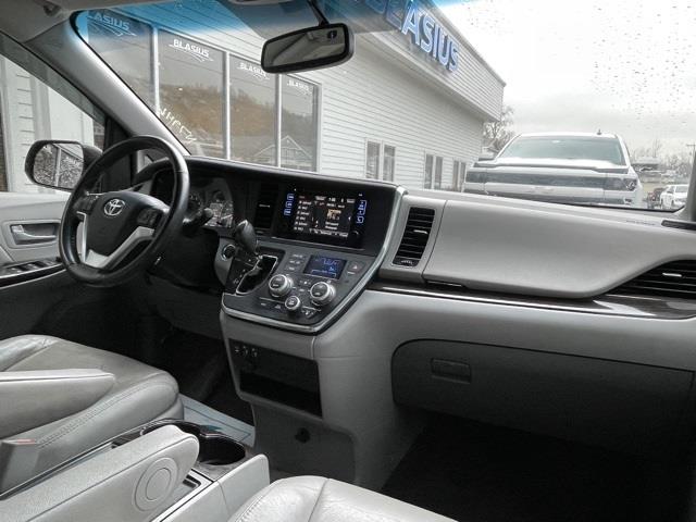 Used Toyota Sienna XLE 2016 | Blasius Federal Road. Brookfield, Connecticut Used Toyota Sienna XLE 2016 | Blasius Federal Road. Brookfield, Connecticut