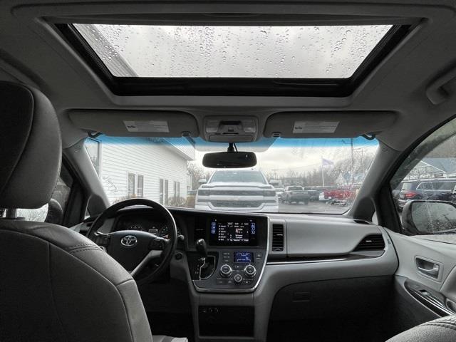 Used Toyota Sienna XLE 2016 | Blasius Federal Road. Brookfield, Connecticut Used Toyota Sienna XLE 2016 | Blasius Federal Road. Brookfield, Connecticut