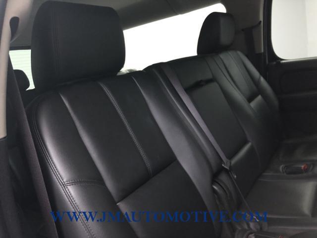 2013 Chevrolet Suburban 4WD 4dr 1500 LT, available for sale in Naugatuck, Connecticut | J&M Automotive Sls&Svc LLC. Naugatuck, Connecticut 2013 Chevrolet Suburban 4WD 4dr 1500 LT, available for sale in Naugatuck, Connecticut | J&M Automotive Sls&Svc LLC. Naugatuck, Connecticut