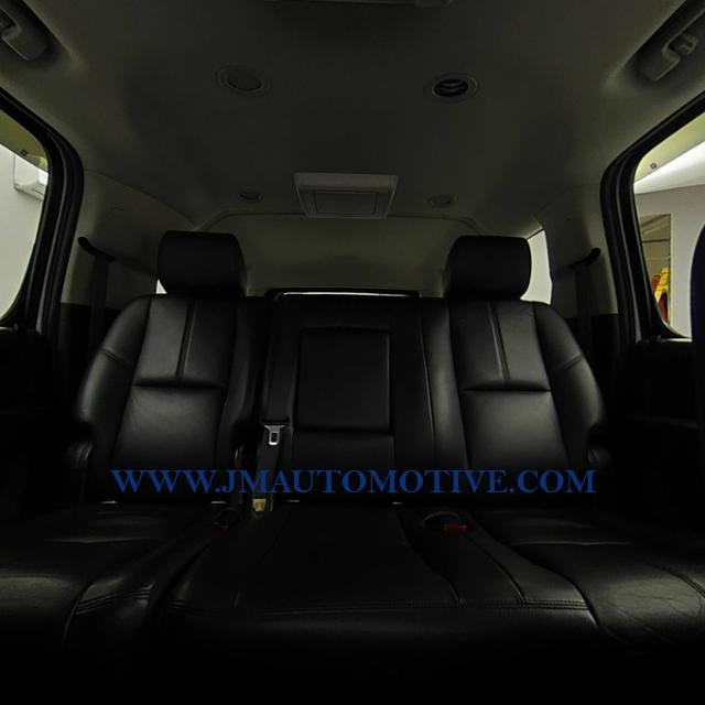 2013 Chevrolet Suburban 4WD 4dr 1500 LT, available for sale in Naugatuck, Connecticut | J&M Automotive Sls&Svc LLC. Naugatuck, Connecticut 2013 Chevrolet Suburban 4WD 4dr 1500 LT, available for sale in Naugatuck, Connecticut | J&M Automotive Sls&Svc LLC. Naugatuck, Connecticut