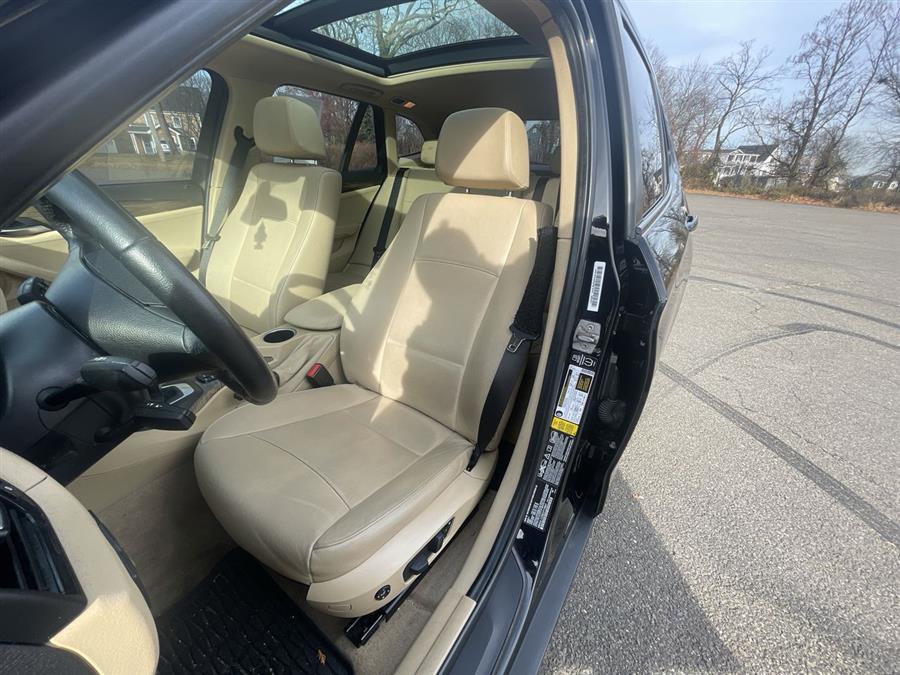 Used BMW X1 AWD 4dr xDrive28i 2014 | Wiz Leasing Inc. Stratford, Connecticut Used BMW X1 AWD 4dr xDrive28i 2014 | Wiz Leasing Inc. Stratford, Connecticut
