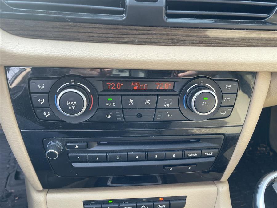 Used BMW X1 AWD 4dr xDrive28i 2014 | Wiz Leasing Inc. Stratford, Connecticut Used BMW X1 AWD 4dr xDrive28i 2014 | Wiz Leasing Inc. Stratford, Connecticut