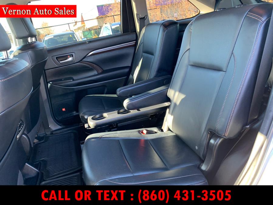 2015 Toyota Highlander AWD 4dr V6 Limited (Natl), available for sale in Manchester, Connecticut | Vernon Auto Sale & Service. Manchester, Connecticut 2015 Toyota Highlander AWD 4dr V6 Limited (Natl), available for sale in Manchester, Connecticut | Vernon Auto Sale & Service. Manchester, Connecticut